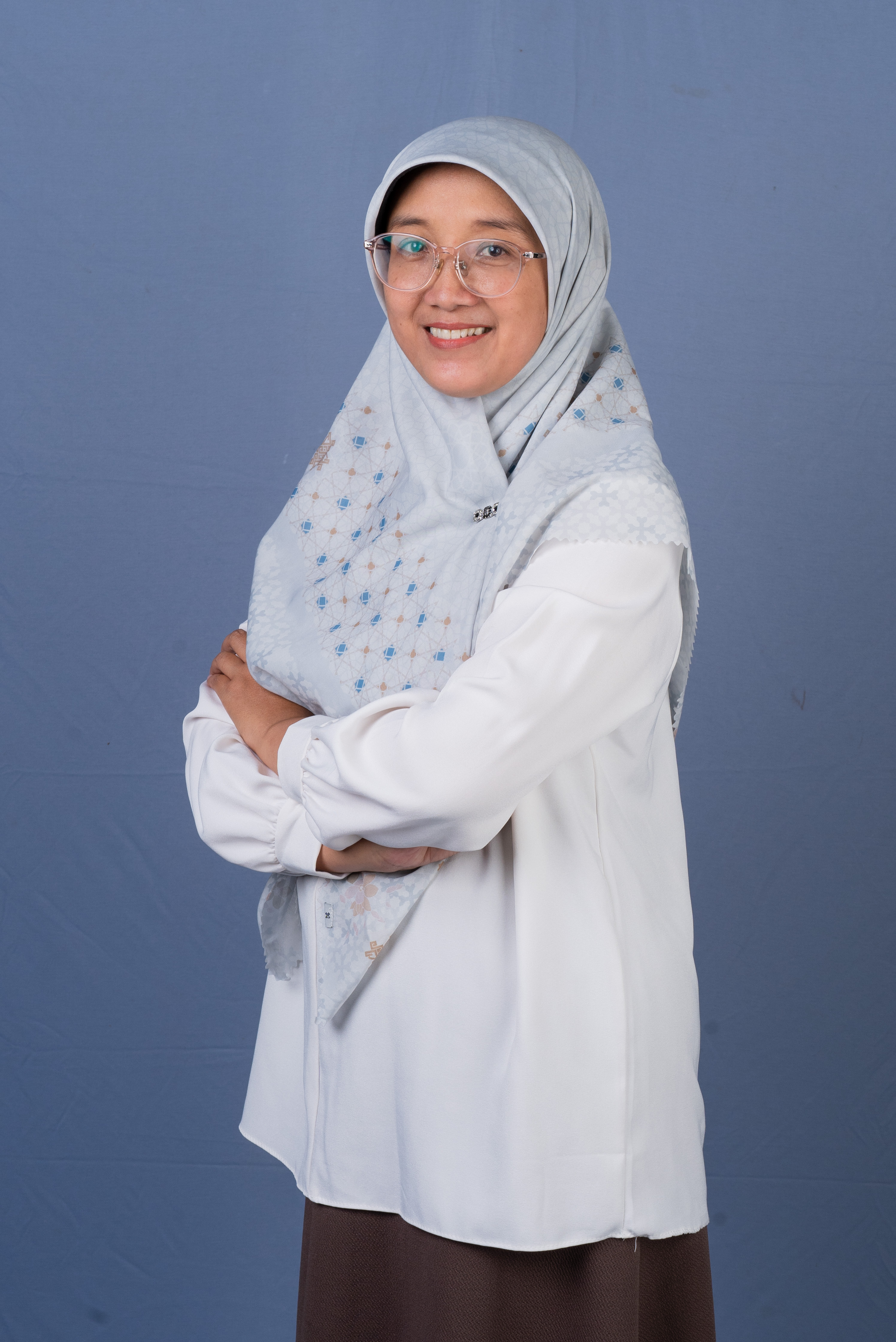 NAYA ERNAWATI, S.Kep,Ns,M.Kep